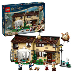 LEGO Harry Potter Aunt Marge's Visit playset featuring 4 Privet Drive, including detailed house exterior and figures of Harry, Ron, Aunt Marge, and a dog.