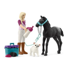 Schleich - Horse Grooming with Appaloosa Foal - Action and Toy Figures