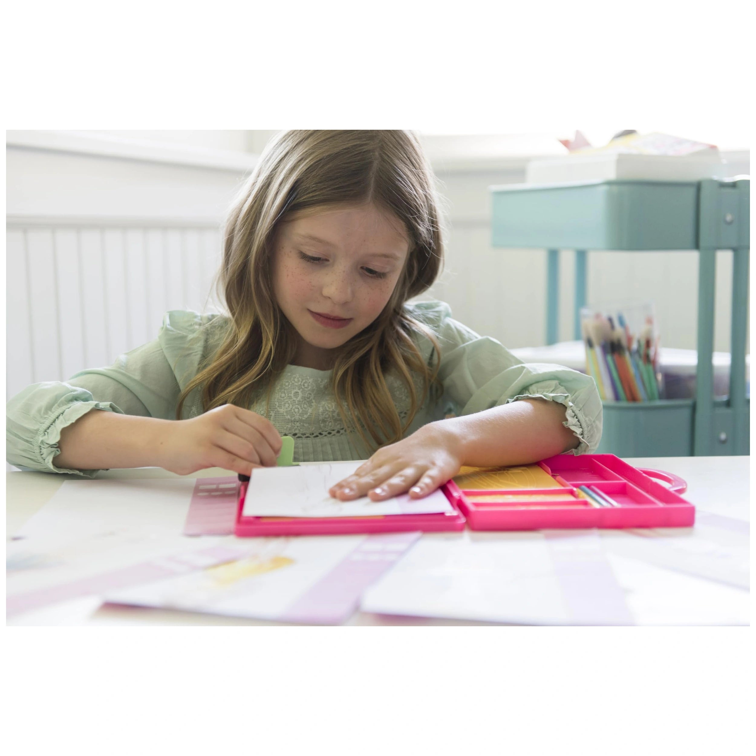 4M - KidzMaker - My Design Portfolio Fashion Studio - Arts & Crafts