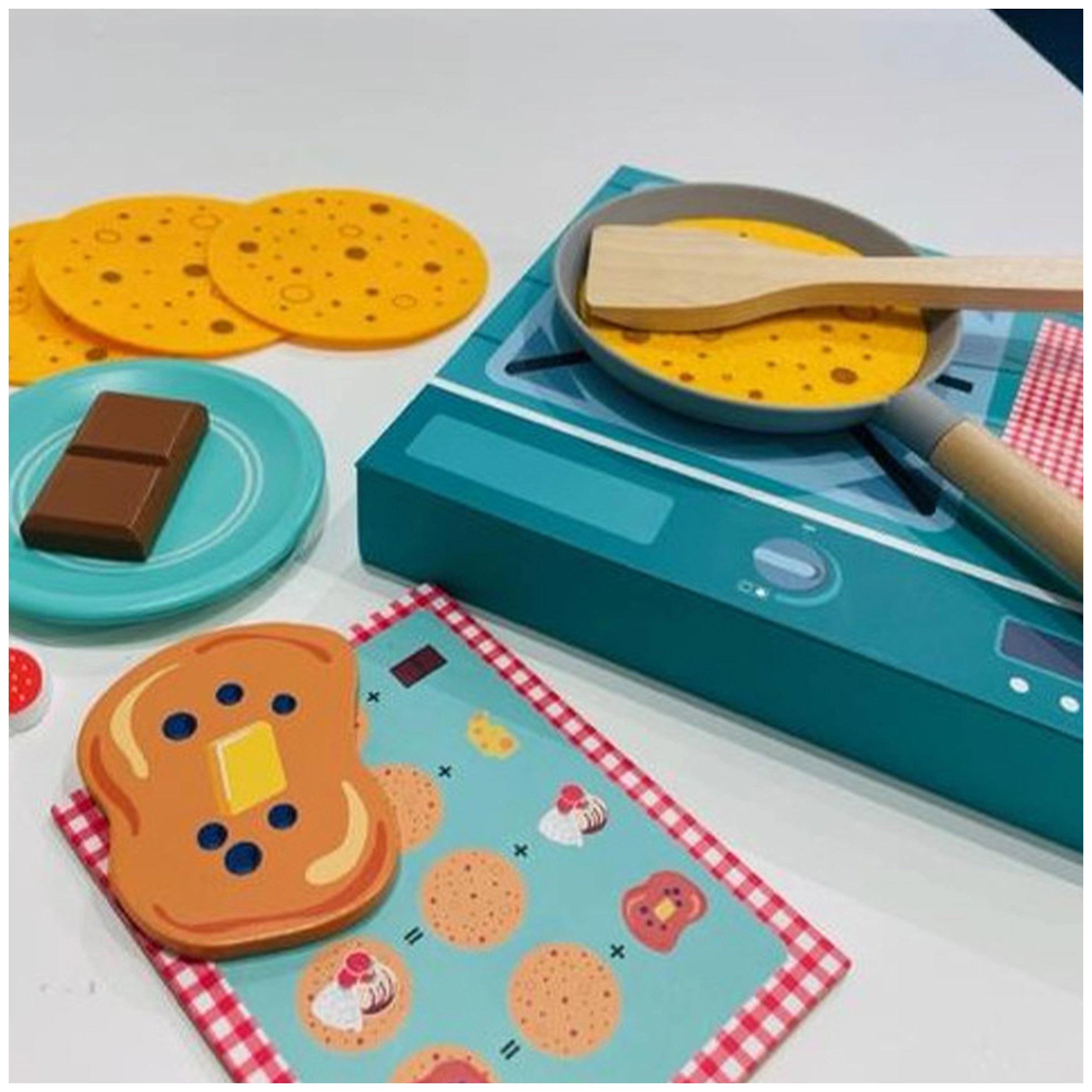 Johntoy - Wooden Pancake Set In Box - Pretend Professions & Role Playing