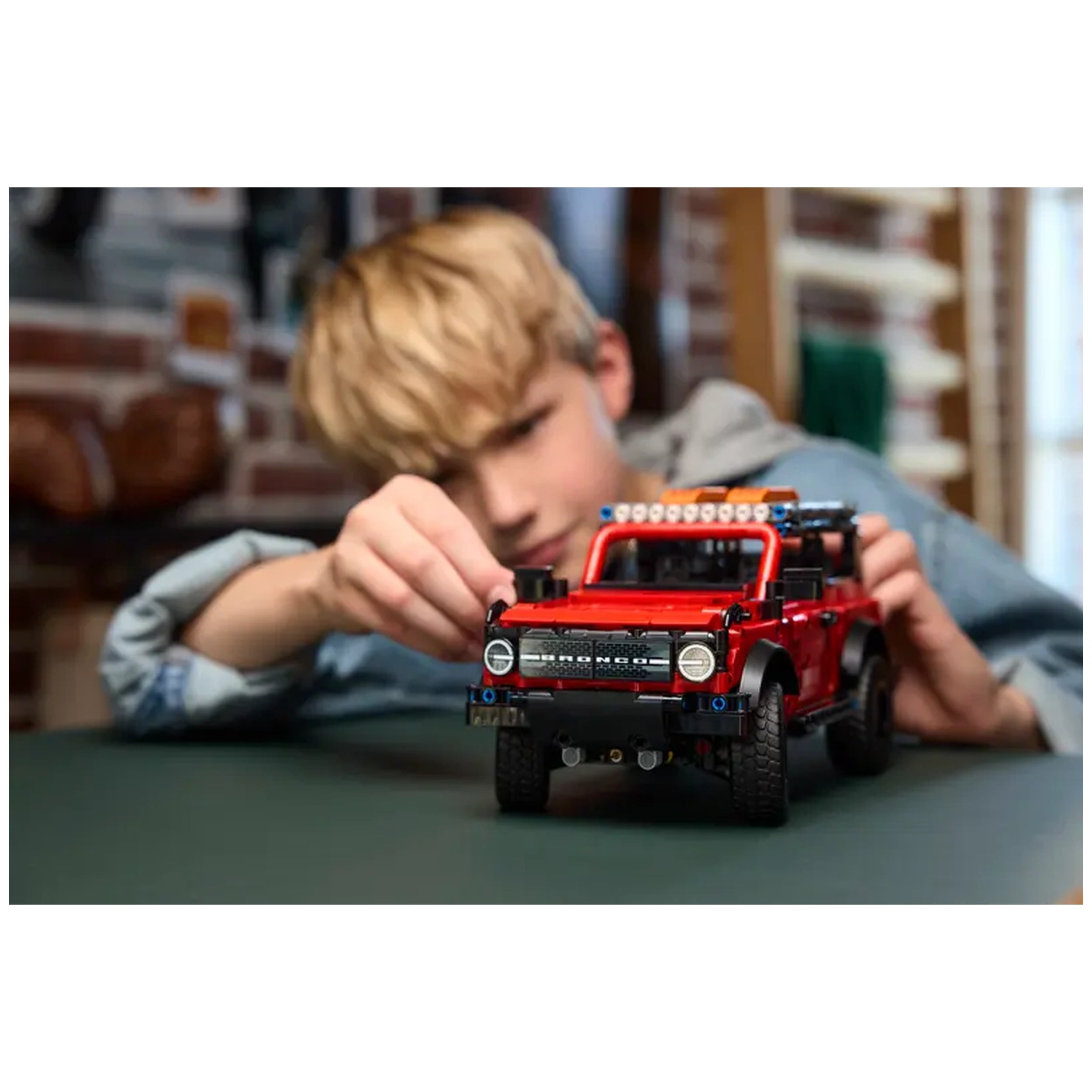 LEGO - Technic Ford Bronco SUV - Bouwset Speelgoed