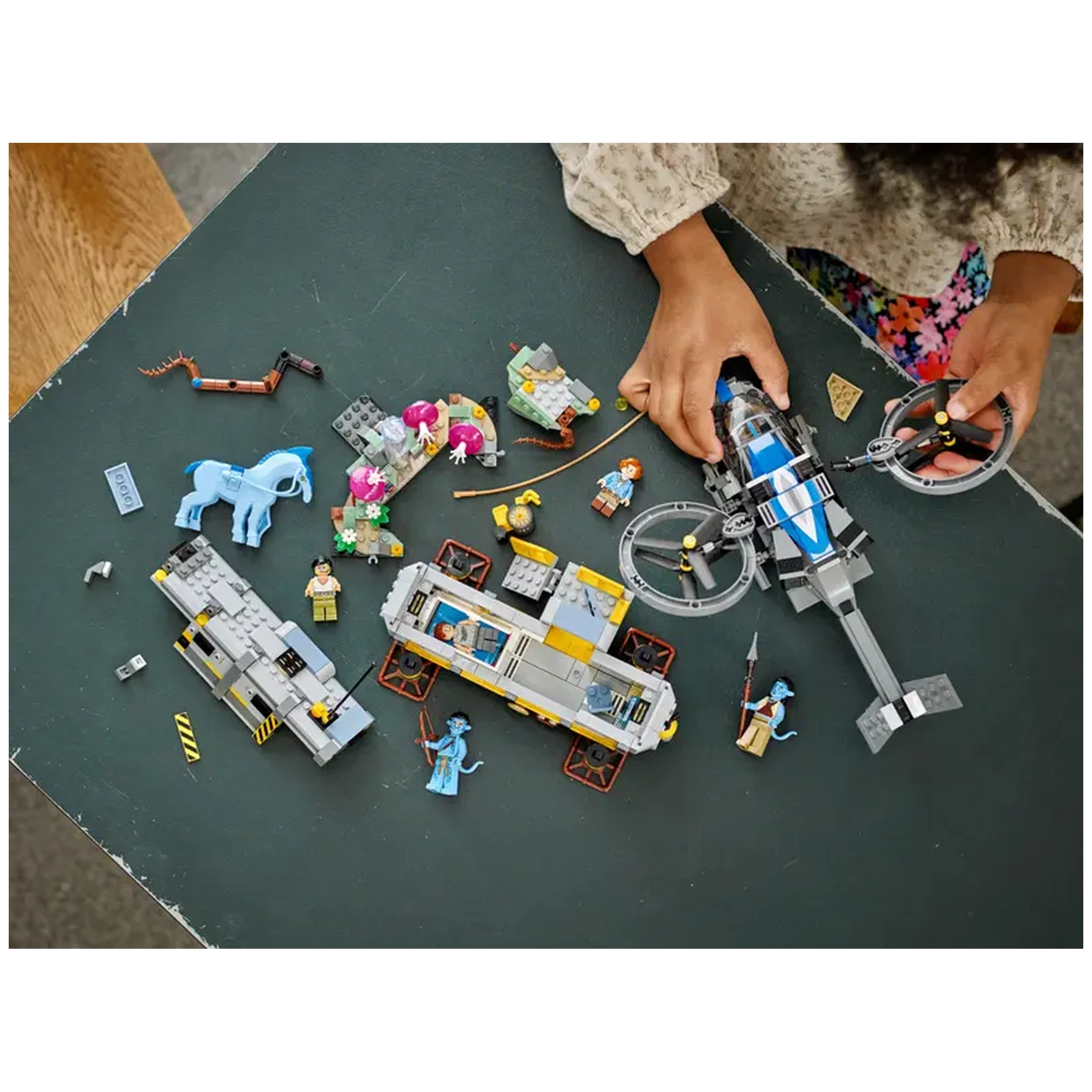 Lego - Avatar - Floating Mountains: Site 26 & RDA Samson - Construction Set Toys