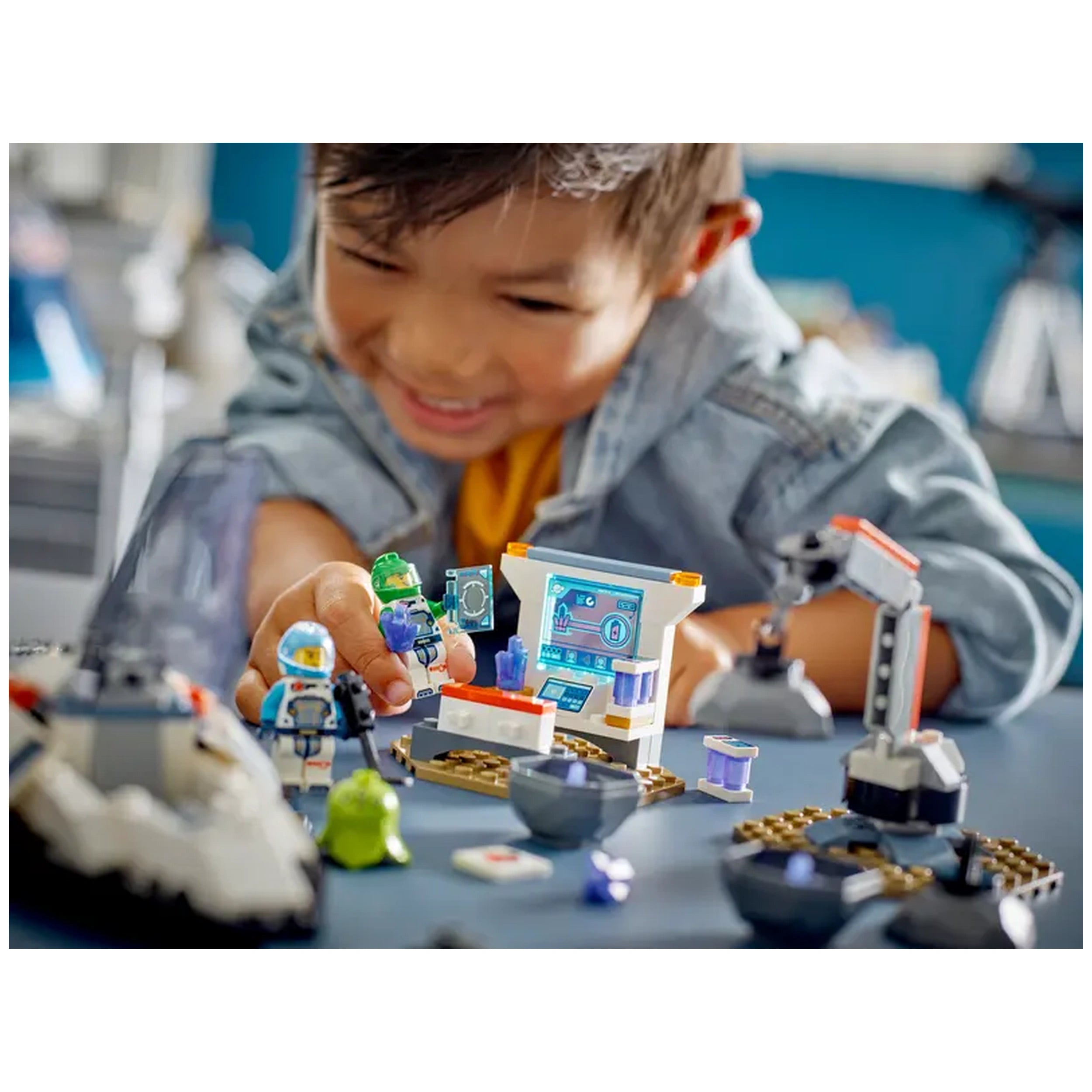 Lego - City - Spaceship and Asteroid Discovery - Construction Set Toys