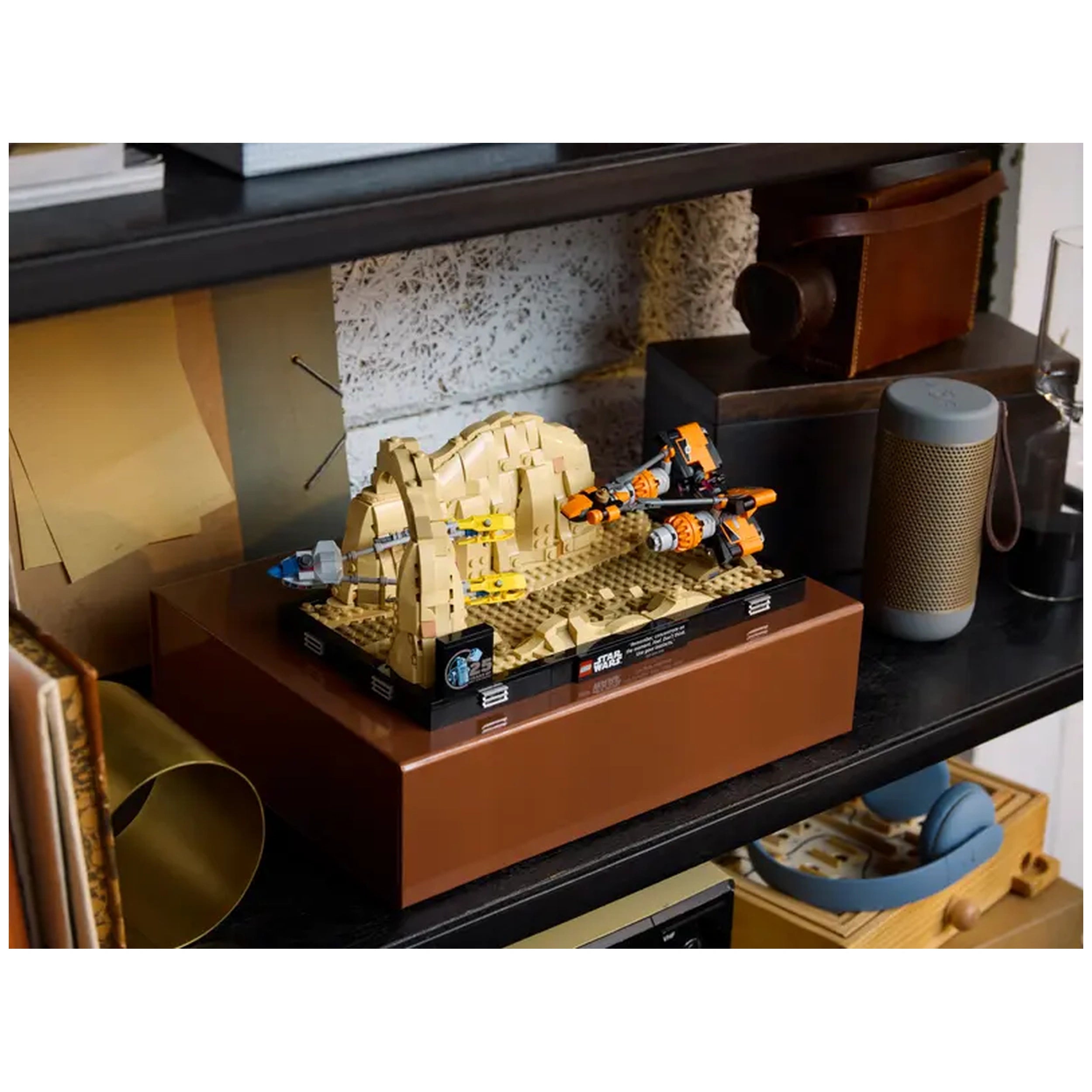 Lego - Star Wars - Mos Espa Podrace Diorama - Construction Set Toys
