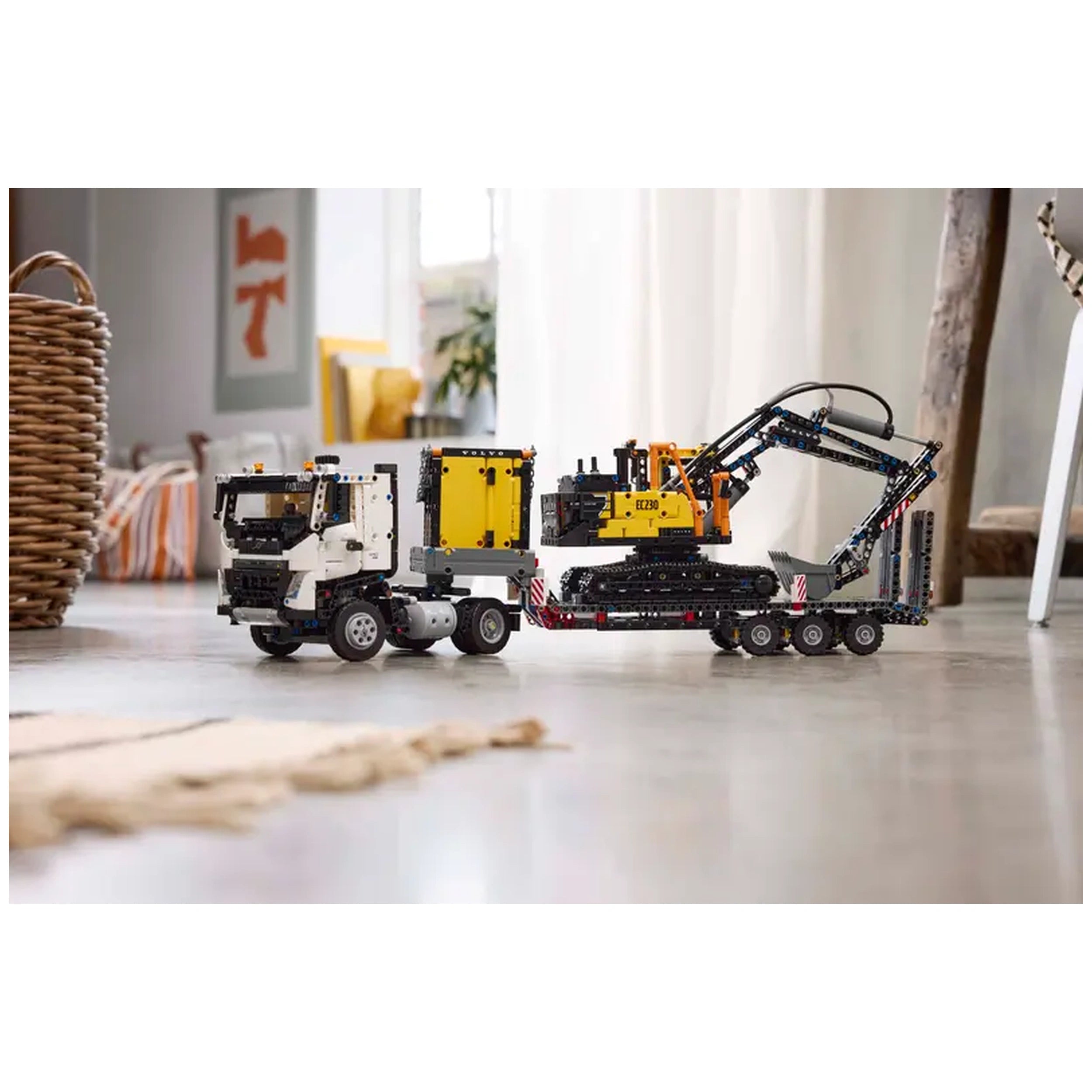 Lego - Technic - Volvo FMX Truck & EC230 Elektrische Graafmachine - Bouwset Speelgoed