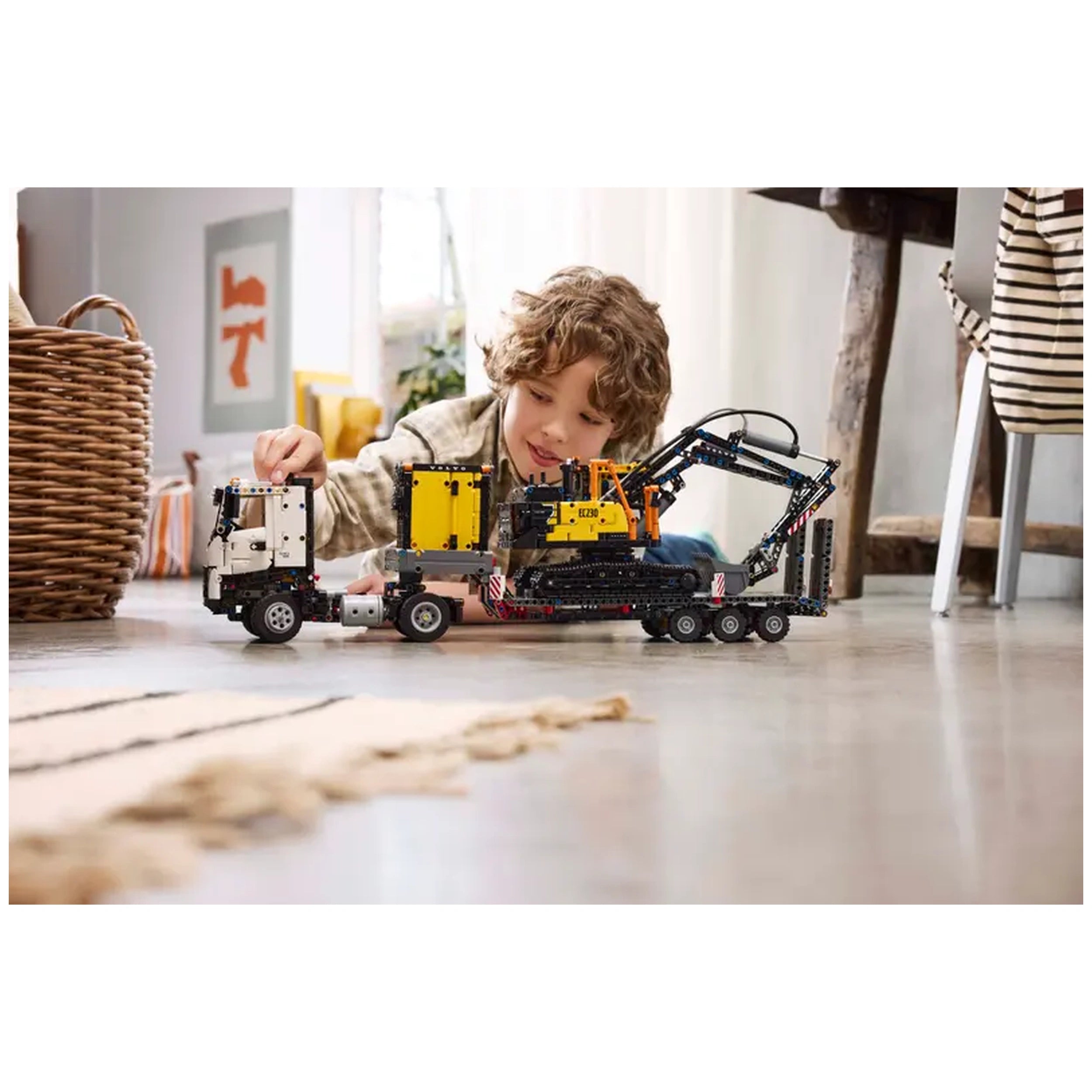 Lego - Technic - Volvo FMX Truck & EC230 Elektrische Graafmachine - Bouwset Speelgoed