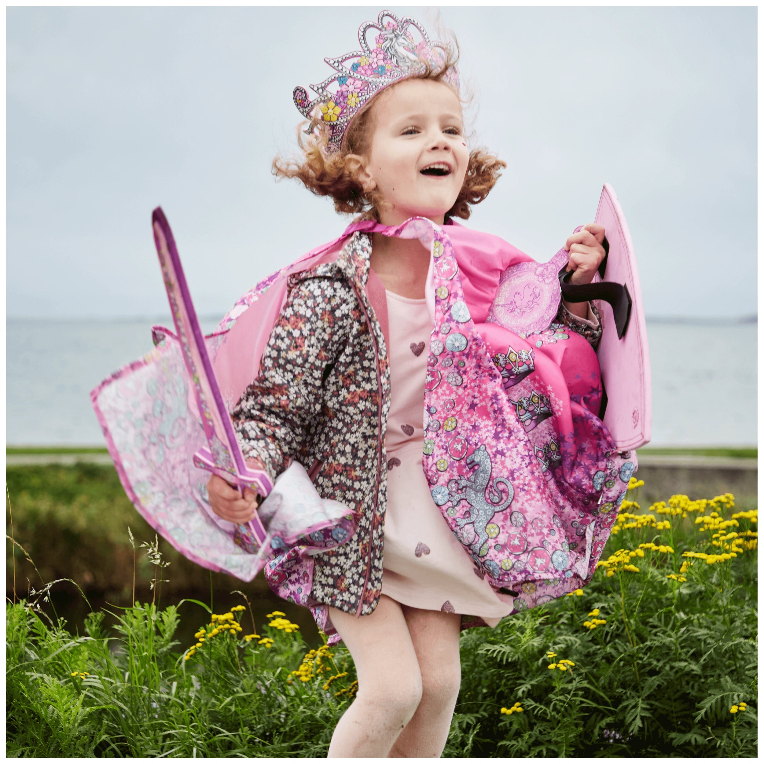 Liontouch - Princess Cape - The Crystal Princess Line - Pretend Professions & Role Playing