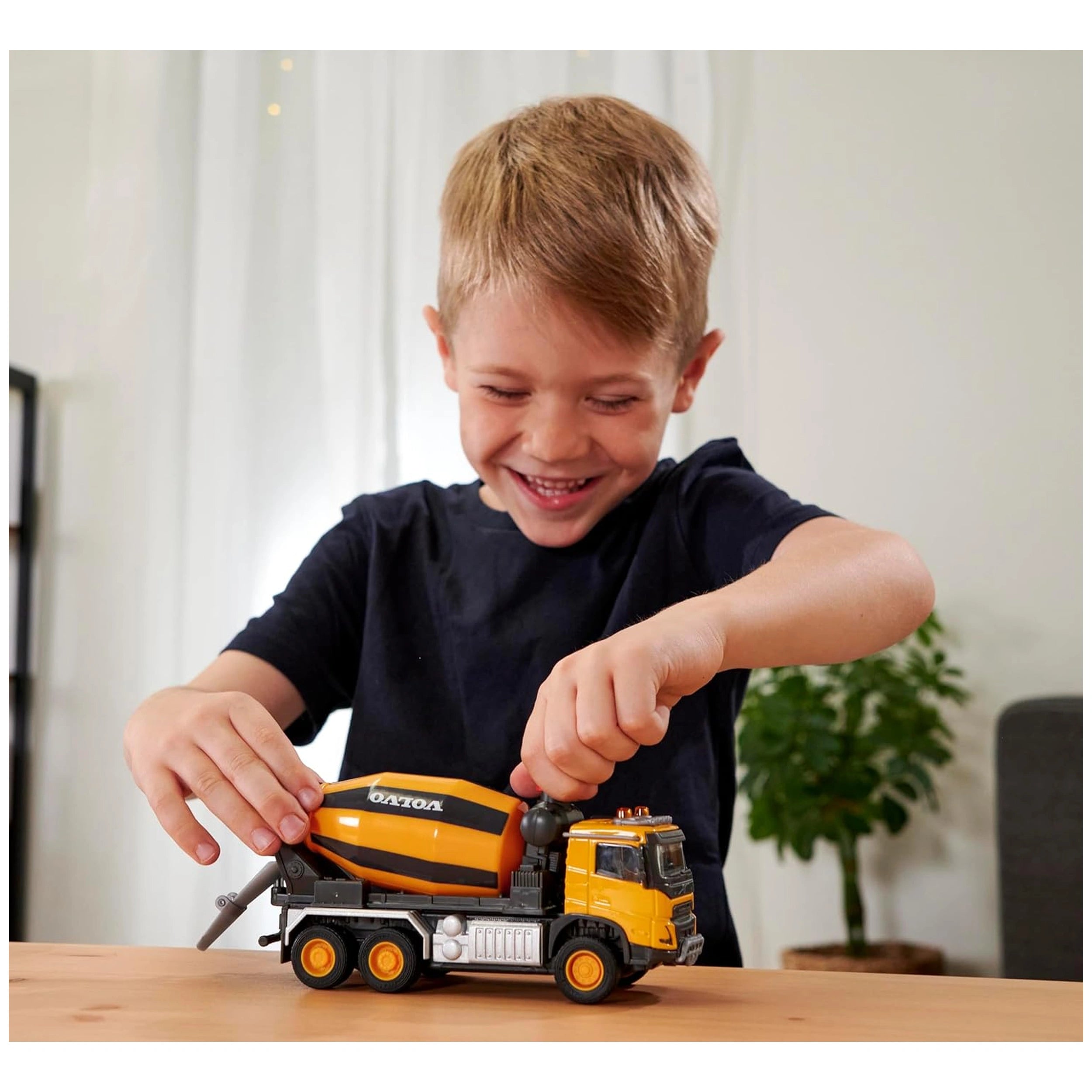 Majorette - Volvo-MFX-Cement-Mixer-Truck-Speelvoertuigen