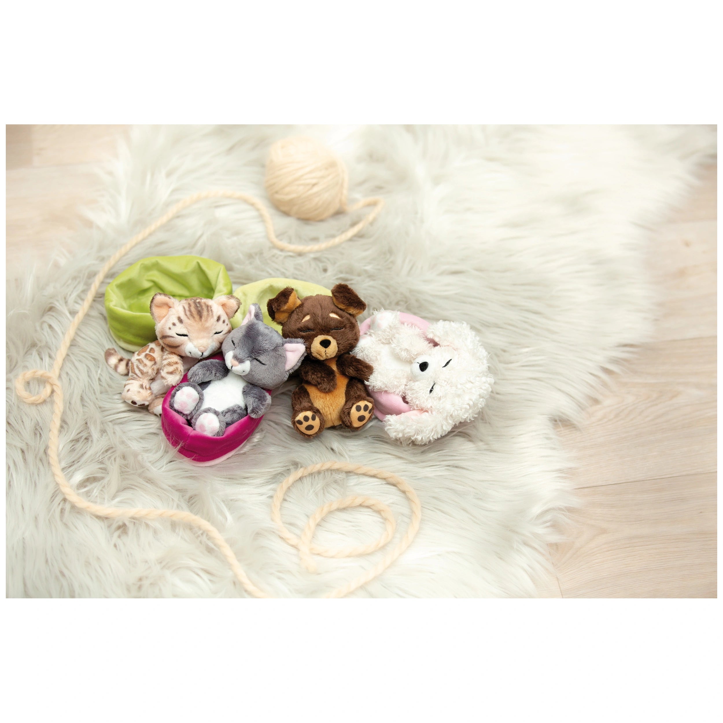 NICI - Sleeping Pets Grey Cat in Pink Basket - Stuffed Animals