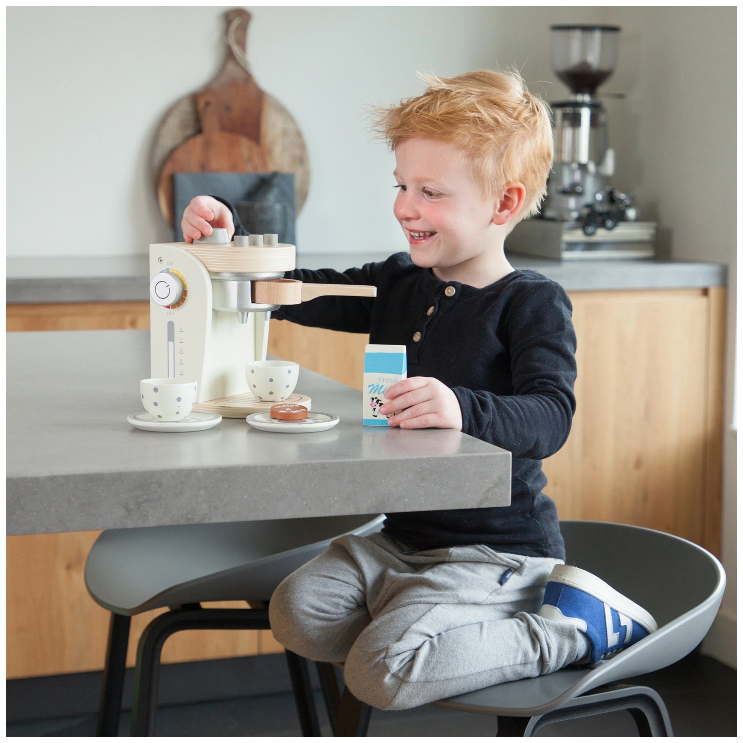 New Classic Toys - Coffee Machine - White - Pretend Professions & Role Playing