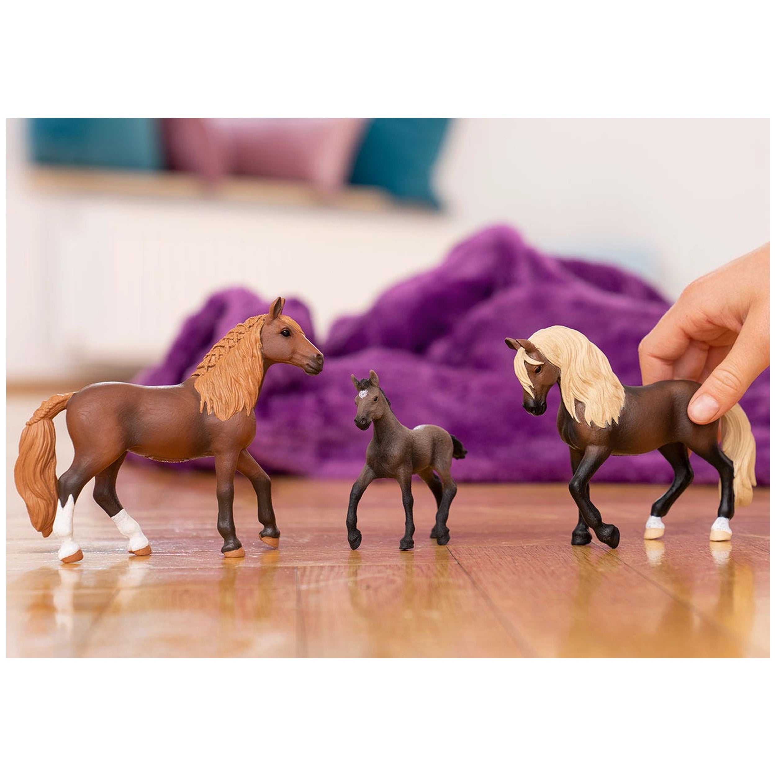 Schleich - Horse Club - Paso Peruano Stallion - Action & Toy Figures - 13952