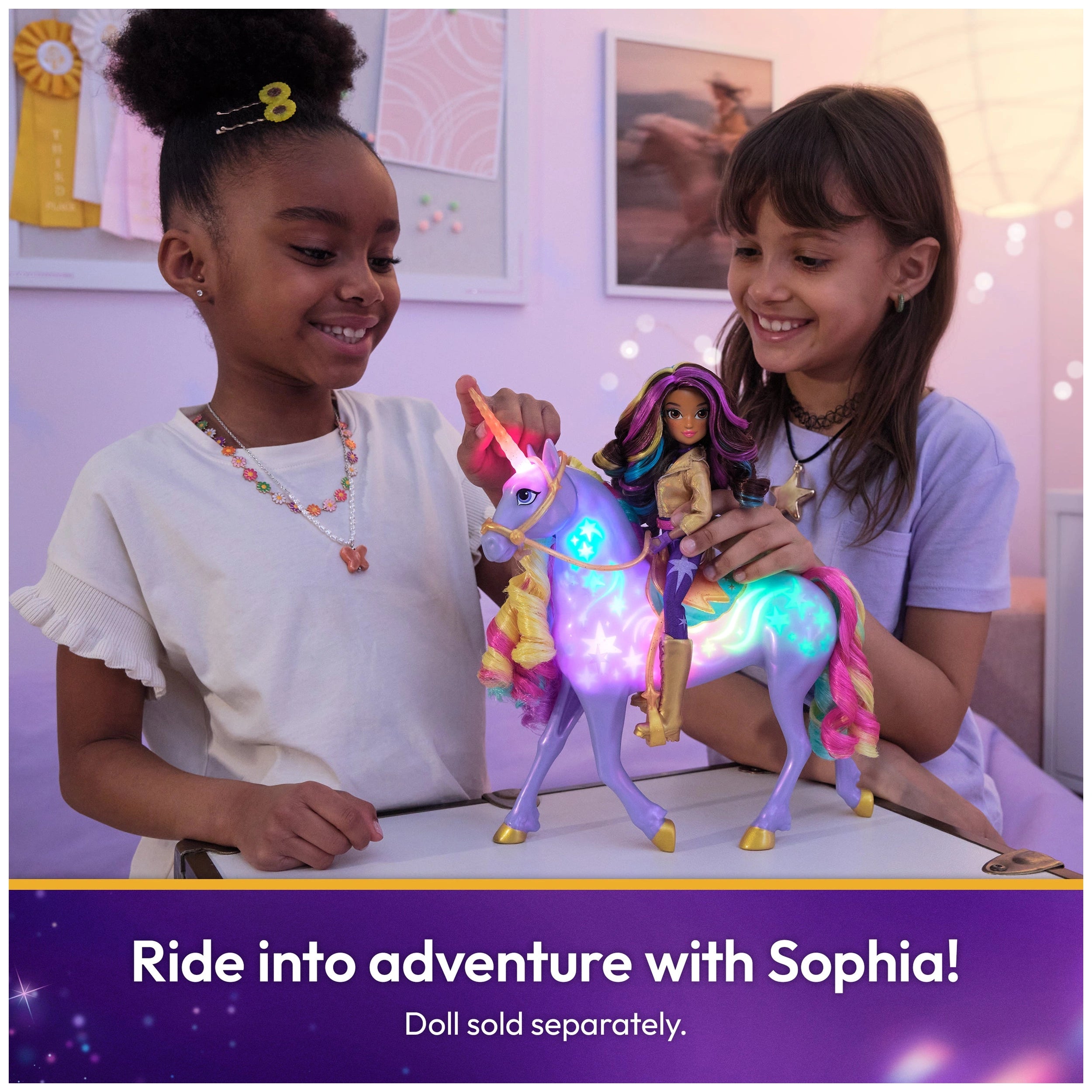 Unicorn Academy Rainbow Light-up Wildstar Unicorn Figure