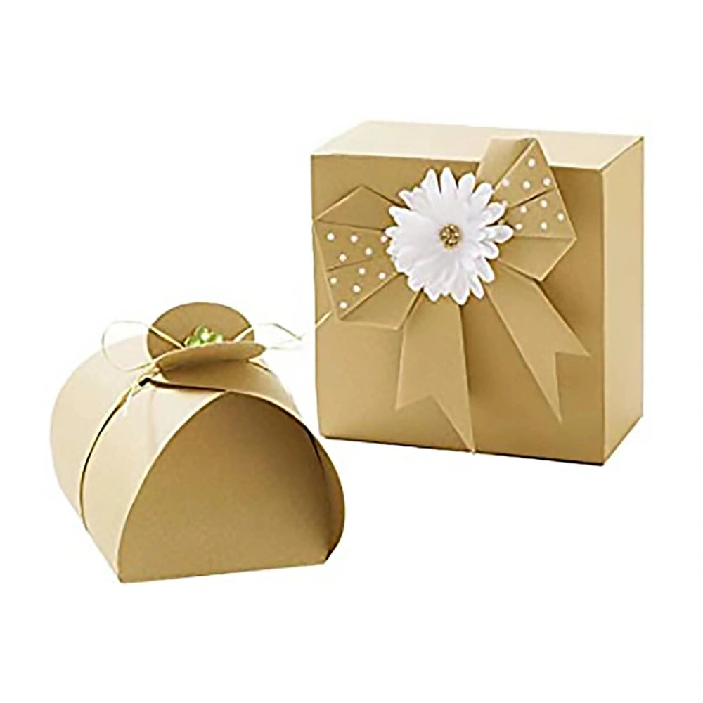 Folia Kraftpapier A4 sheets in natural color, displayed in a cardboard box with a white ribbon and paper bag.